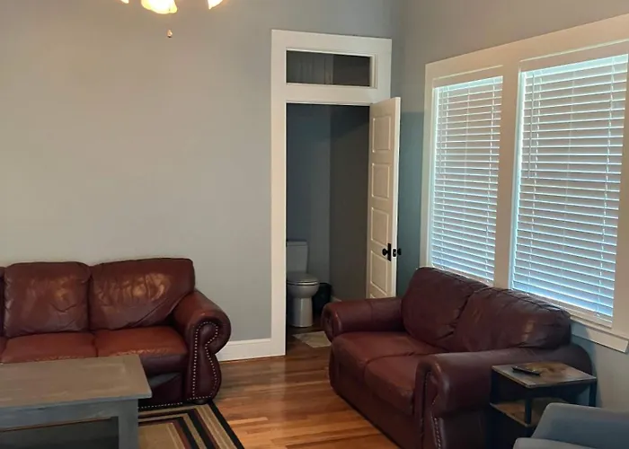 De Soto Close To Downtown And Beaches *