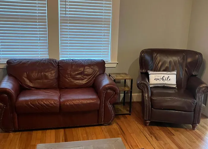 De Soto Close To Downtown And Beaches *