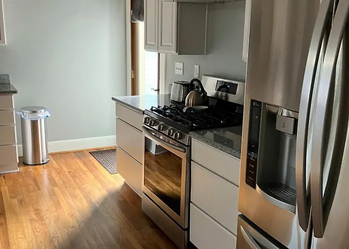 De Soto Close To Downtown And Beaches Holiday home *